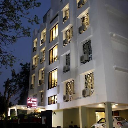 Hotel Ashray Inn Ahmedabad Exterior foto